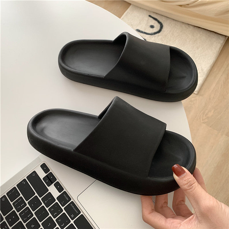 Men's Cushioned Slip-On Comfort Slippers in Black
