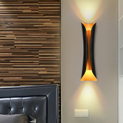 Modern Curl Black Metal Wall Sconce