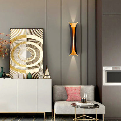 Modern Curl Black Metal Wall Sconce