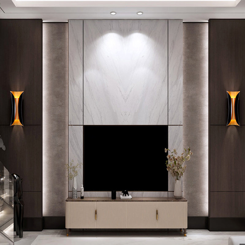 Modern Curl Black Metal Wall Sconce