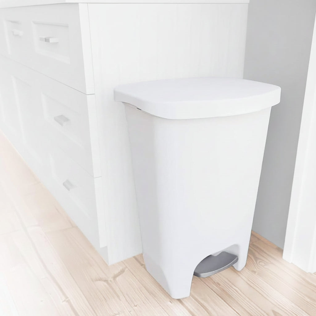 13 Gallon Step Pedal Trash Can