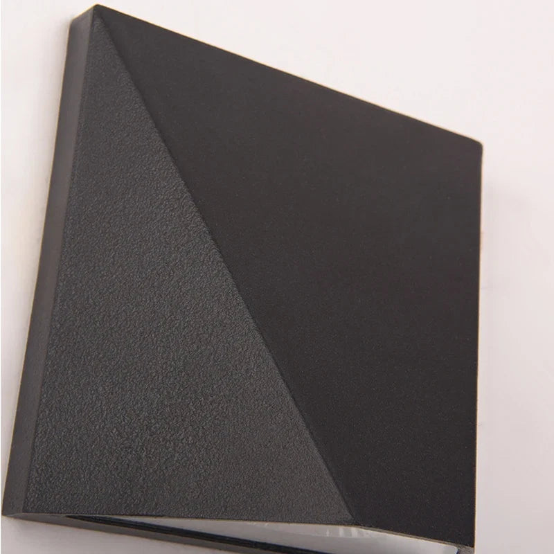Black 5W Aluminum Outdoor Wall Lamp