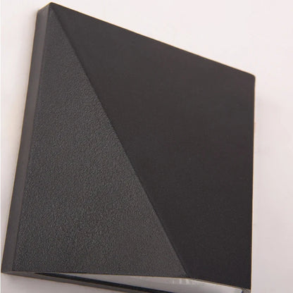 Black 5W Aluminum Outdoor Wall Lamp