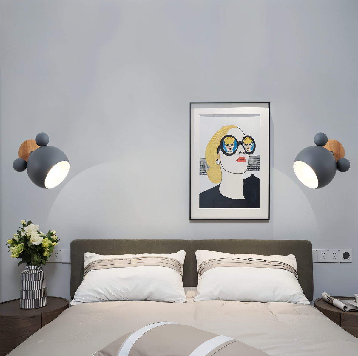 FlashMouse Playful Rotatable Wall Lamp