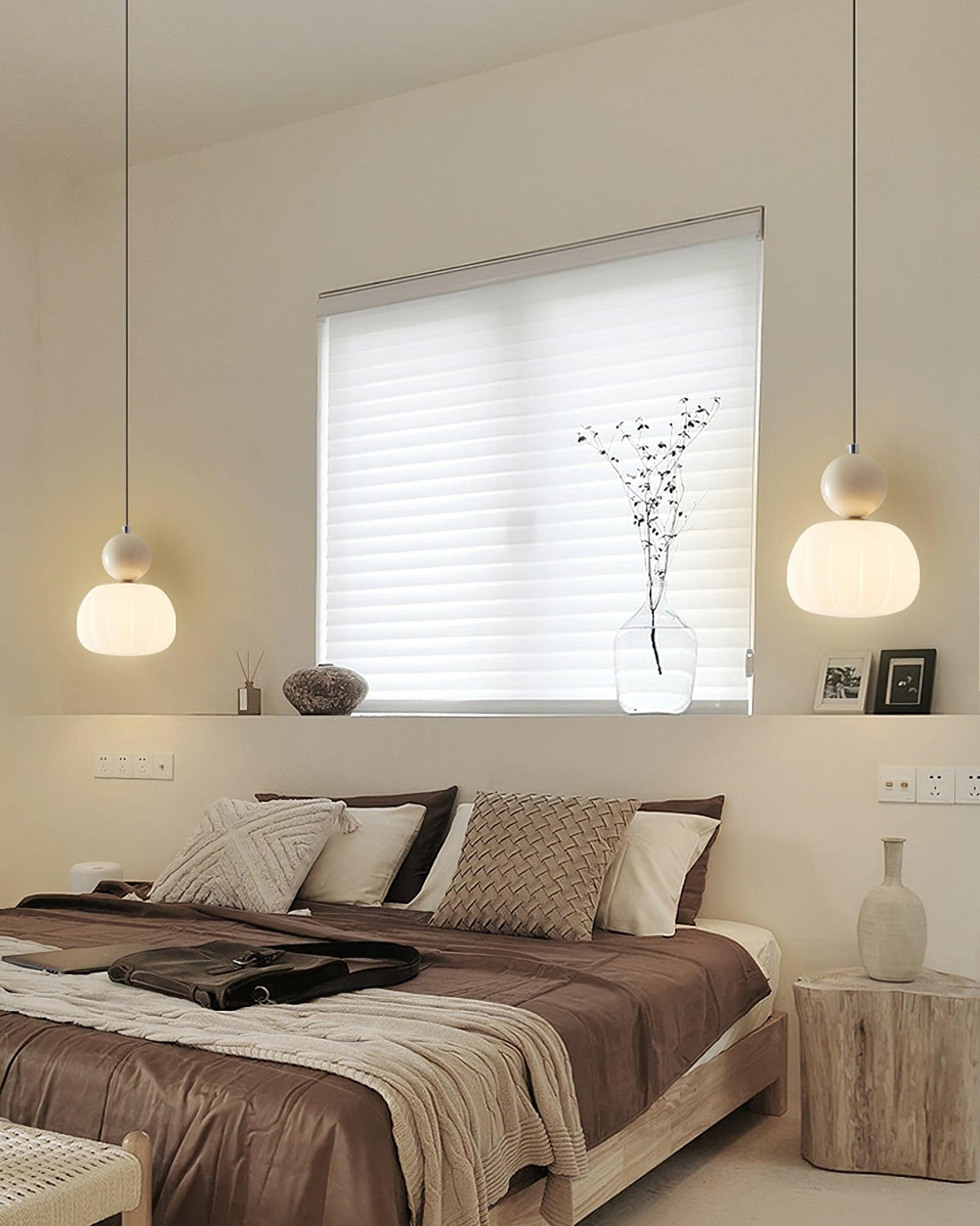 Yedra Round Acrylic Pendant Lamp