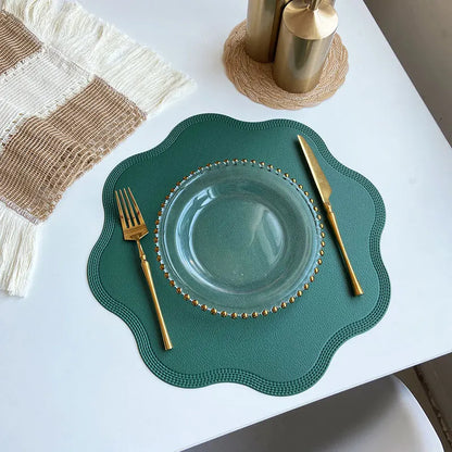 FloraMat Embossed Round Placemats