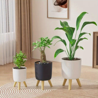 Round Planter with Wooden Legs