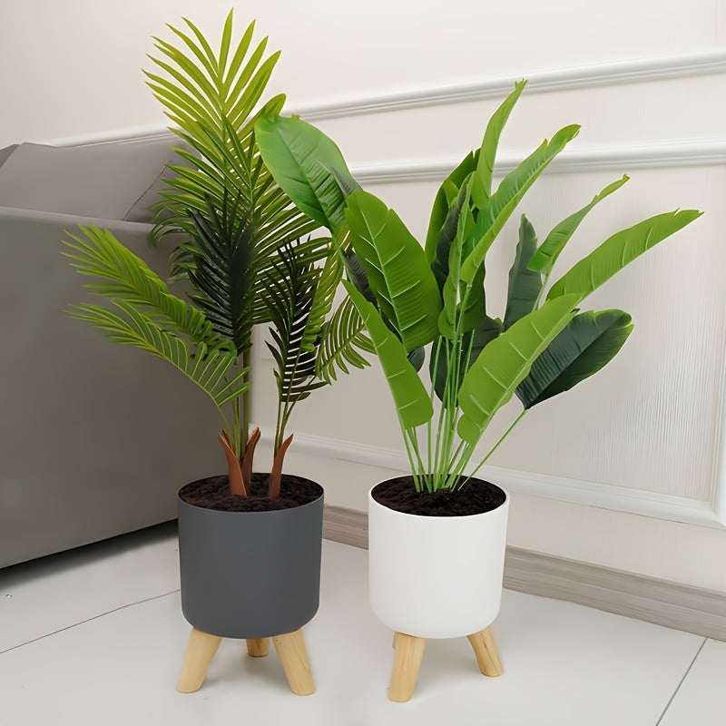 Round Planter with Wooden Legs
