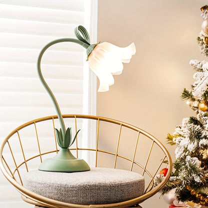Floral USB Powered Table Lamp