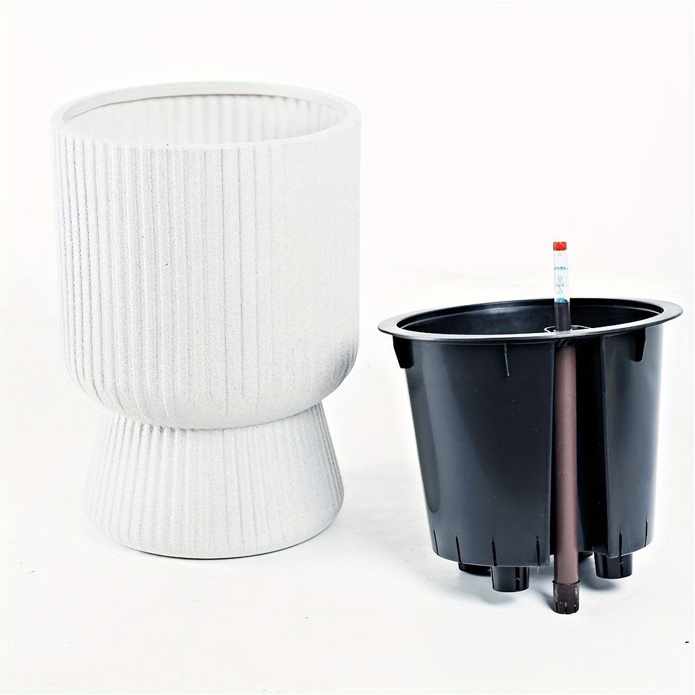 Self-Watering Planter with Level Indicator