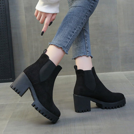 Women's Chunky Heel Chelsea Ankle Boots