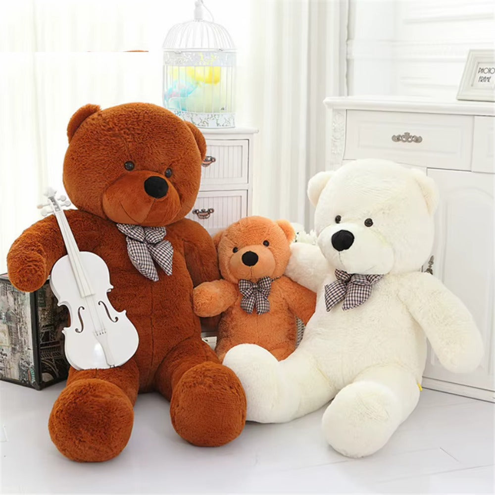 Giant teddy bears in dark brown, light brown and white