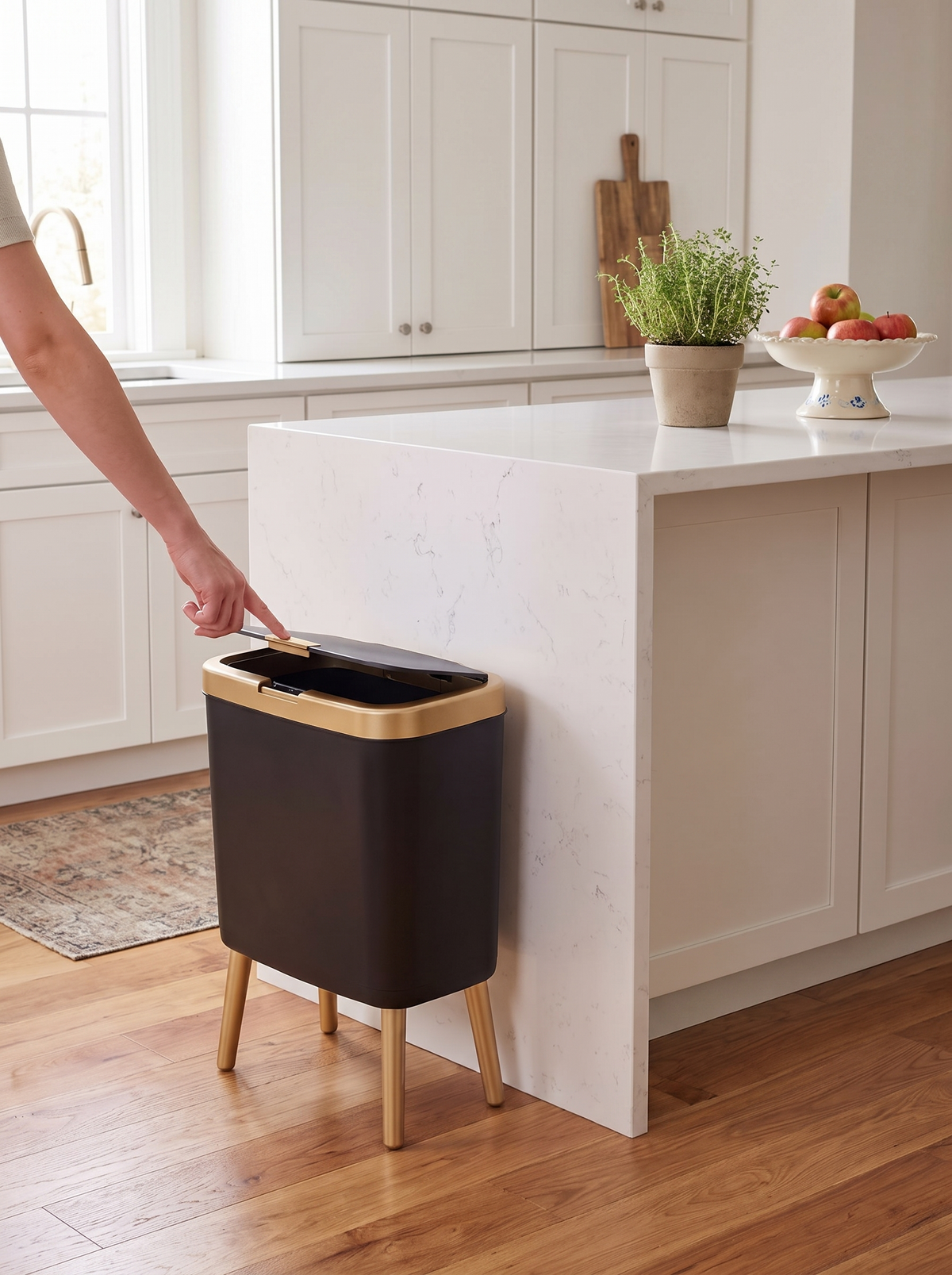 15L Odour Sealing Trash Can lifestyle 2